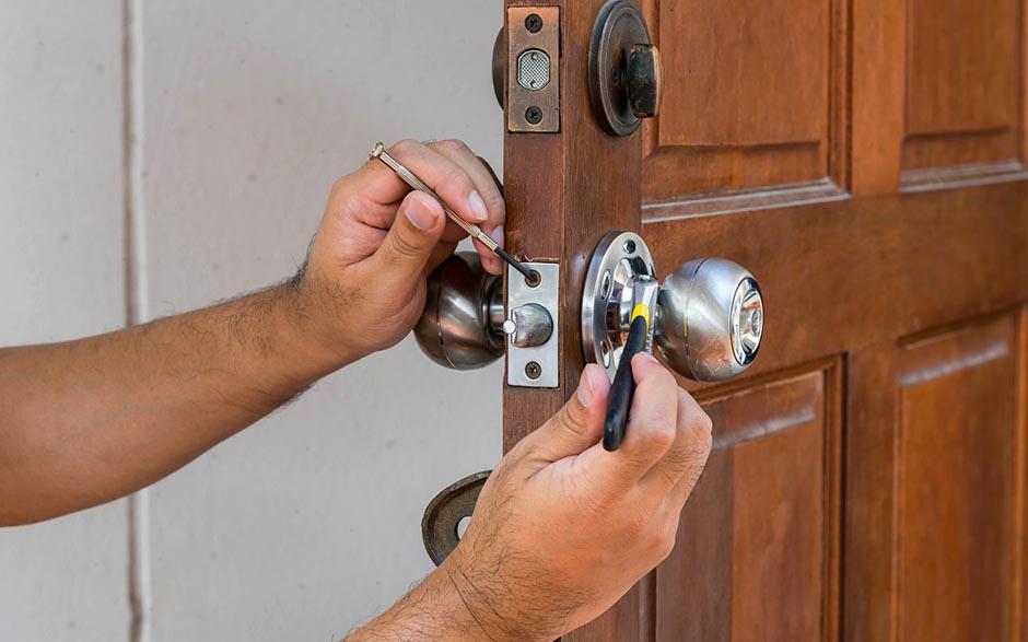 changer serrure porte blindée Brie-Comte-Robert