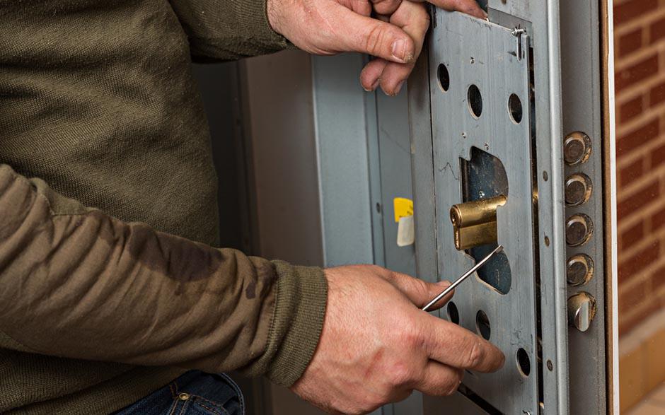changer serrure porte blindée Brie-Comte-Robert